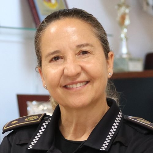 Comisaria ESTEFANÍA NAVARRETE IBÁÑEZ<br />
Responsable Sala CISE, CIVIG. Coordinadora GAMA.<br />
